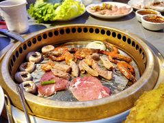 -汉金城海鲜烤肉自助百汇(烟台永旺购物中心店)