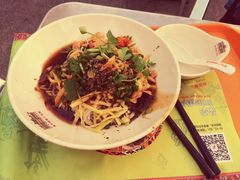 -海口骑楼小吃街