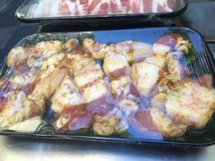 坨坨肉-本味家贵州烤肉&爆浆小豆腐(会展一店)