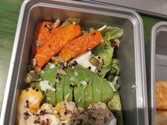 金枪鱼藜麦沙拉-HIGH FIVE哈福手工汉堡(桂林路店)