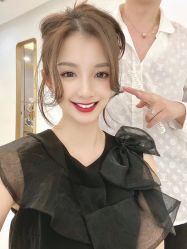 -东秀护肤造型