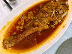 干烧大黄鱼-丰泽园饭店