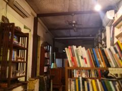 -斯多格书乡(北京大学畅春园店)