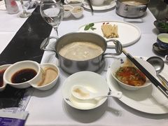 -红鼎豆捞·非遗鲍皇汤火锅(宝丰路店)