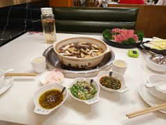 -土连锅·现熬养生汤锅(梁家巷店)