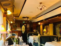 -火车头法国西餐厅