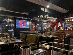 -麦凯伦烧烤·精酿超级工厂店(金桥总店)