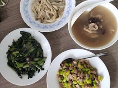 -天鹅到家·保姆月嫂育儿嫂(蔚蓝海岸店)