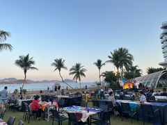 -JW万豪厨房餐厅·滨海草坪烧烤·海鲜·海景(三亚绿发山海天JW万豪酒店)