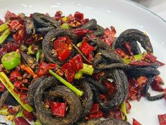 -江城燕子大排档(江汉路步行街店)