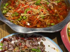 老街鲜锅兔-厨神老街兔·淳朴人家店(盐帮菜风味名店)