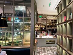 -钱小奴海鲜自助黑金店(杭州滨江龙湖店)
