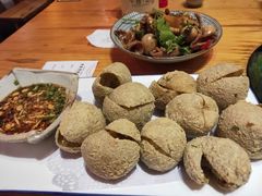 -野山舂·贵州现舂酸汤火锅(鸿通城店)