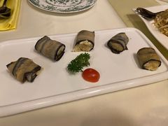 奶酪茄子卷-老井俄式餐厅