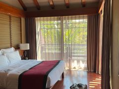 -三亚湾海居铂尔曼度假酒店