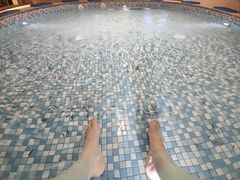 -涨巢·潮玩水疗局