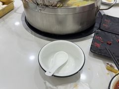 -刘少华贵州小黄牛·鲜牛肉火锅(总店)