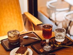 -ZAZA.CAFE.BAR