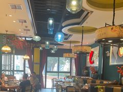 -黄泥岗·地道湖北菜(奥特莱斯店)