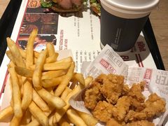 -The Habit Burger Grill 哈比特汉堡(复兴soho店)