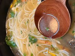 -银米·云南传统过桥米线(双廊黑金冠店)