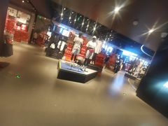 -NIKE品牌体验店(金源新燕莎店)