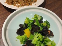 -港丽餐厅(正大店)