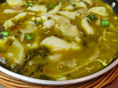 -有红鸡毛店·川菜(建设路店)