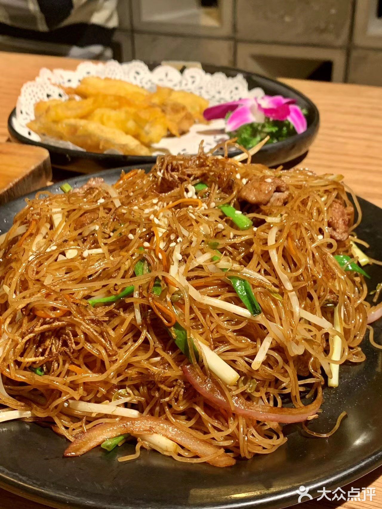 广州宵夜好去处 | 首选天宝食坊蚝啫大排档.. 