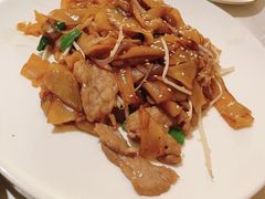 -十二粤味·顺德菜·烧鹅点心(五四广场店)