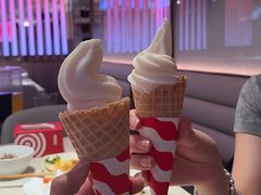 -海底捞火锅(杭州庆春路夜宵主题店)