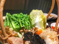 -余欢领鲜火锅(新街口店)