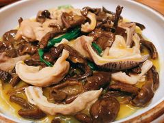 滑子菇炖肚条-hallch 好吃餐厅(全运村中央广场店)