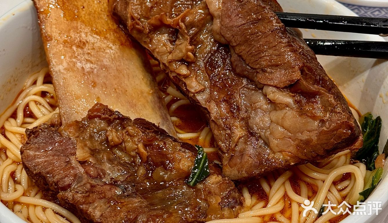 上海‼️食肉爱好者狂喜‼️超大牛肋排面‼️