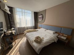 -如家酒店·neo(南昌八一广场师大南路地铁站店)