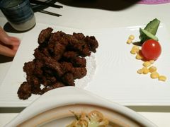炭烧牛仔肉-八府香鸭·啫啫煲(华山路店)