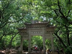 -灵岩山风景区