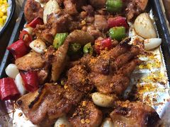 -老东镇啤酒屋海鲜加工·蒸汽海鲜·海鲜烧烤(台东店)