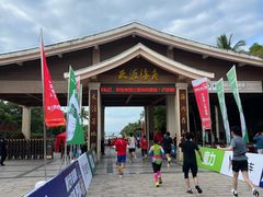 -亚龙湾希尔顿自助餐厅·海鲜·烧烤·沙滩BBQ·现场乐队