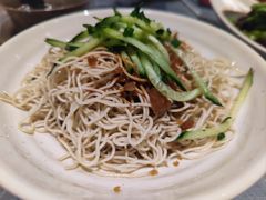 -肥肥虾庄·金牌油焖大虾(杨园滨江时代walk店)