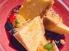 芝士蛋糕配野莓酱-BROWNSTONE布朗石西班牙餐厅(富城店)