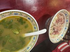 -金杨拉面王小吃面馆·牛三宝面·红烧牛肉粉