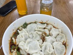 酸汤牛肉水饺-回坊马二饺子馆