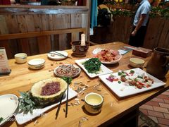 -老滇山寨•云南特色菜•地方菜•民族风情歌舞表演(金碧店)