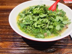 -牛吃草牛肉面(翠柏路店)
