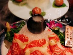 雪花牛肉-捞王猪肚鸡火锅(财富中心店)
