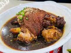 -老码头黑皮肘子锅包肉(赣水路店)