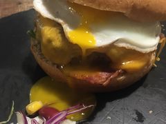 -HIGH FIVE哈福手工汉堡(桂林路店)