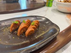 -梅花香里大酒店(郁金香路店)
