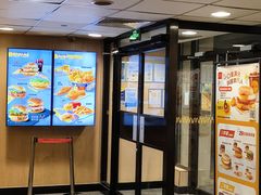 -麦当劳(军博店)